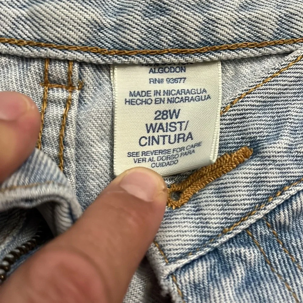 Arizona Jean Company Light Blue Jean Shorts - Picture 2 of 6